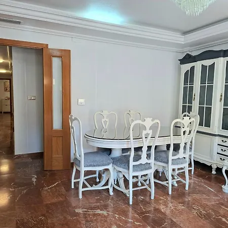 Lejlighed Sunny Balcony-bright 2br-walk To Marina & Pmt34 Torrevieja